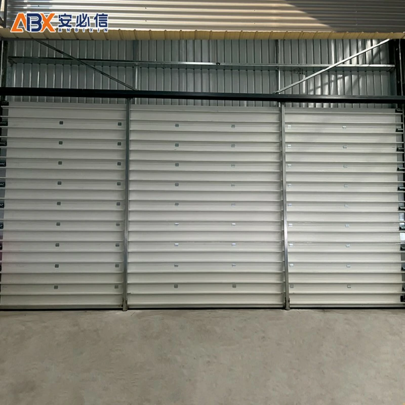 山南铝合金滑升门